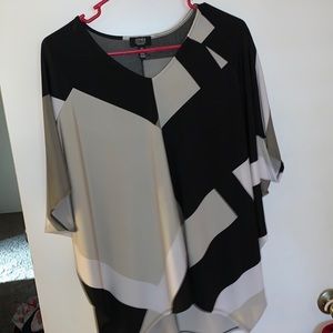 Size small woman’s blouse